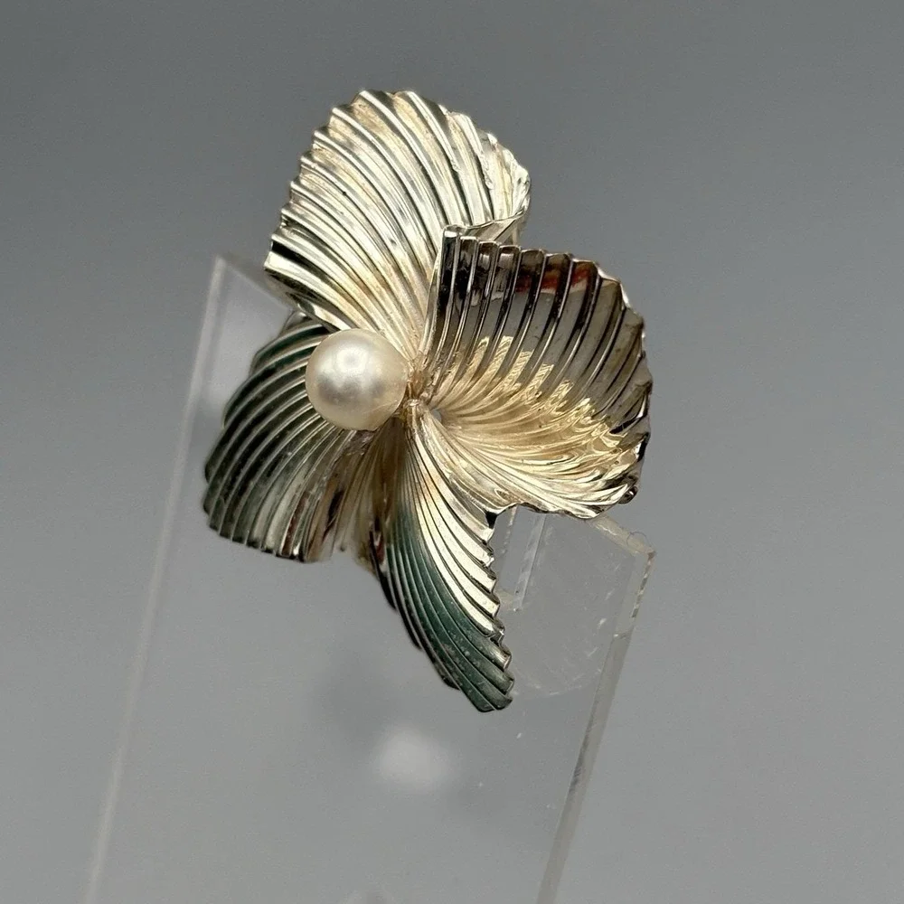 Vintage Sterling Silver 925 Brooch Pin with Cultured Pearl Flower Fluted MCM